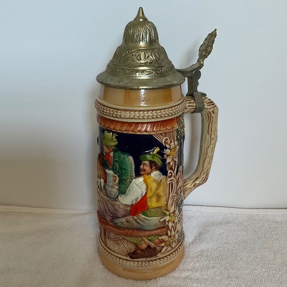 Vintage GERZ W. GERMANY 20 oz Stoneware Beer Stein with Pewter Lid - Picture 3 of 16